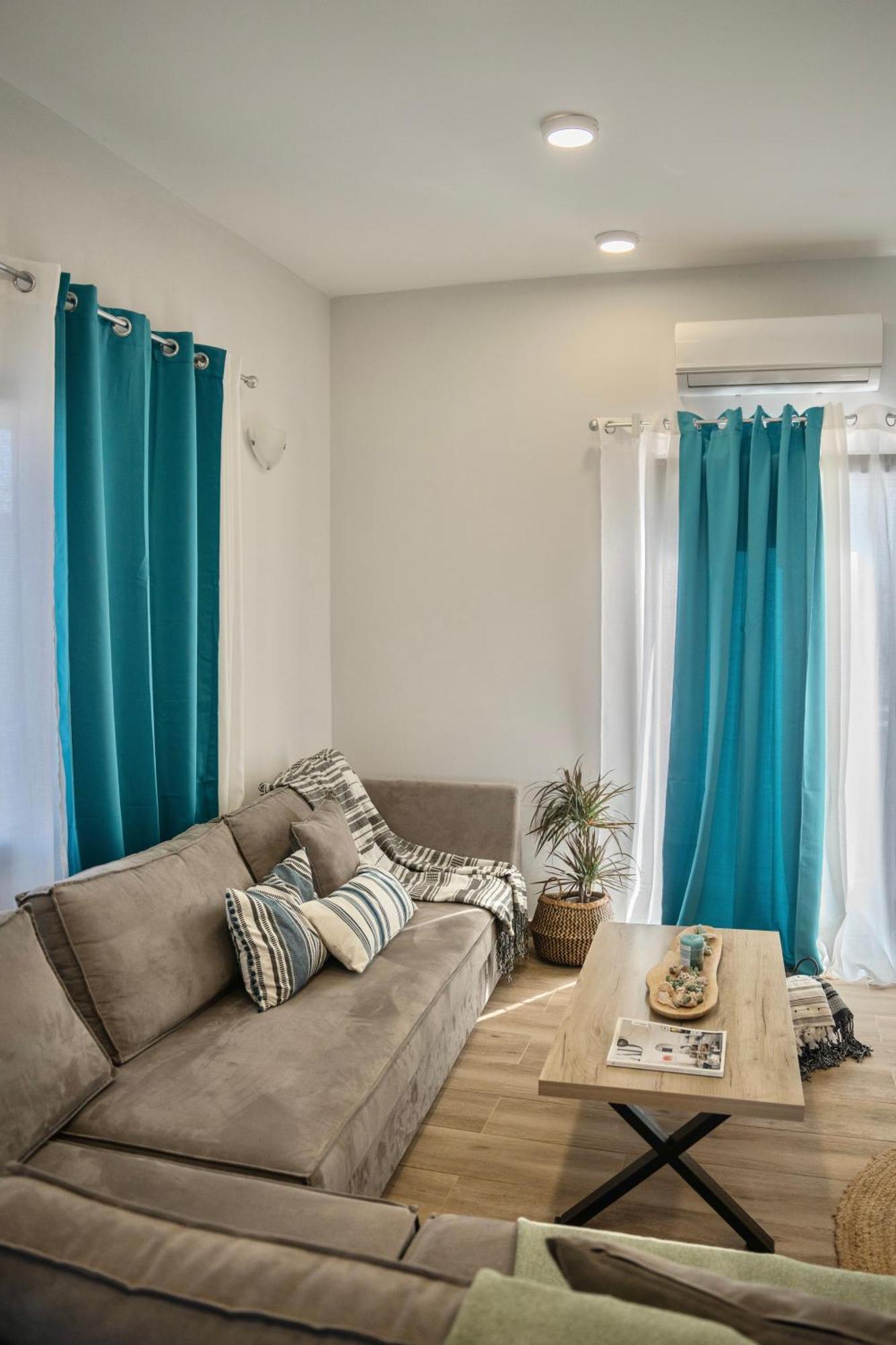 Rhodes City Exquisite 4-Bedroom Prestige Apartment מראה חיצוני תמונה